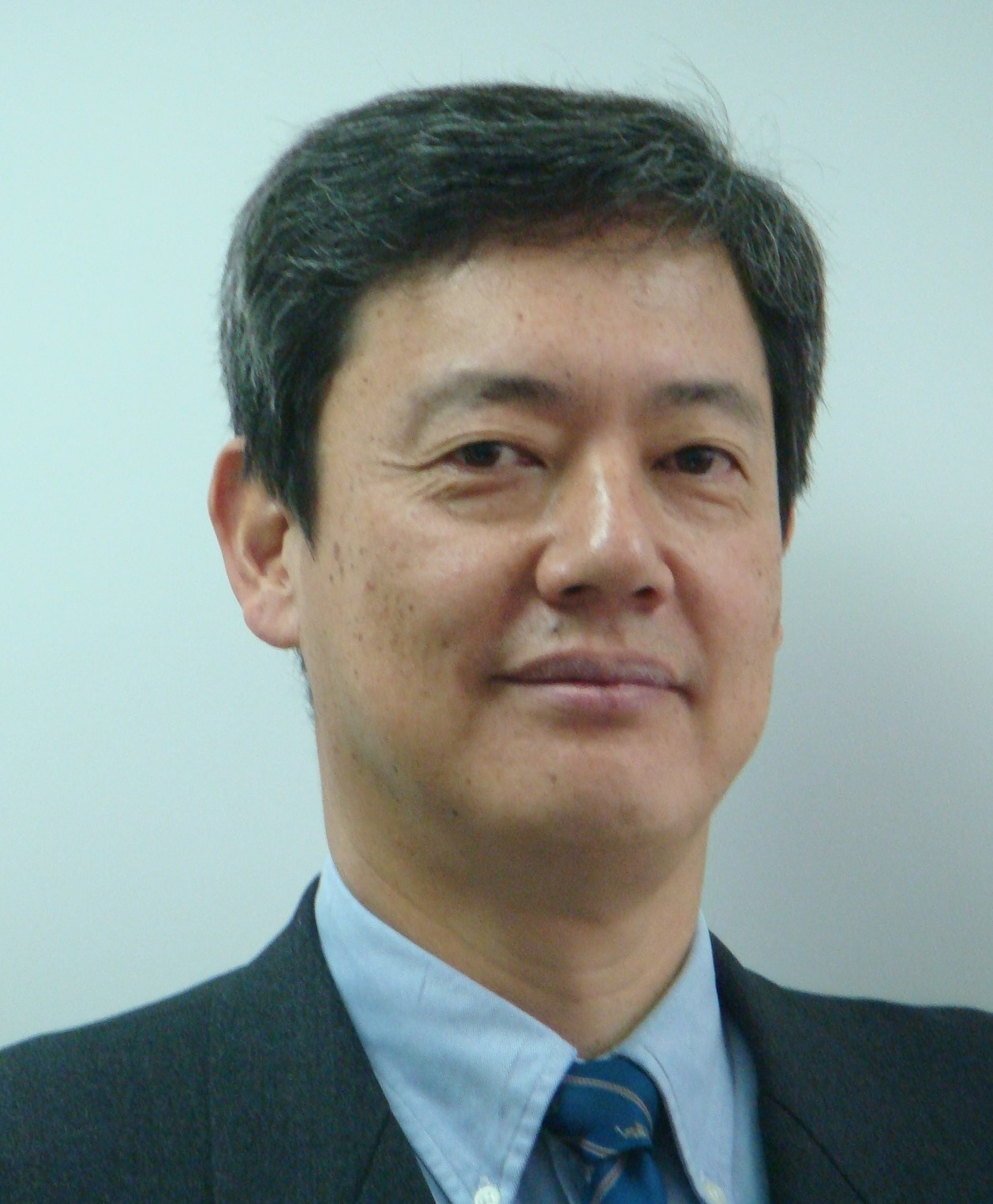 富高忠房氏 写真